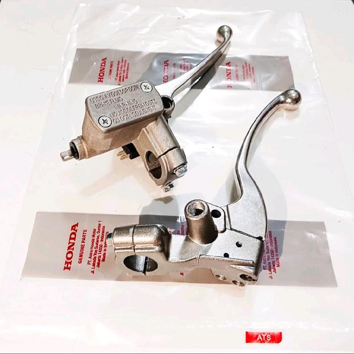 Master Rem Atas Depan Scoopy + Dudukan Spion + Handle Handel Rem Kiri Scoopy Skupi Scoopy Karbu