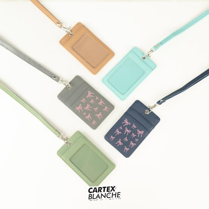 

Ready- Cartexblanche Cutie Ribbon Lanyard Card Holder Unisex Name Tag Premium Pria & Wanita