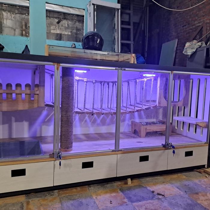 CAT AQUARIUM /KANDANG HEWAN KUCING