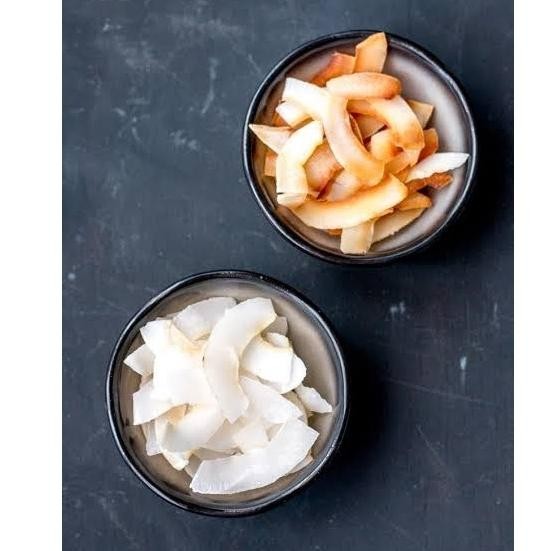 

Coconut Flakes Panggang 250Gr / Kelapa Serut Panggang