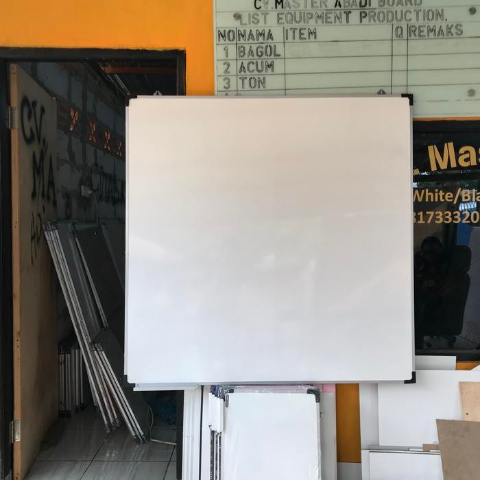 

Whiteboard 70X100 Magnetic
