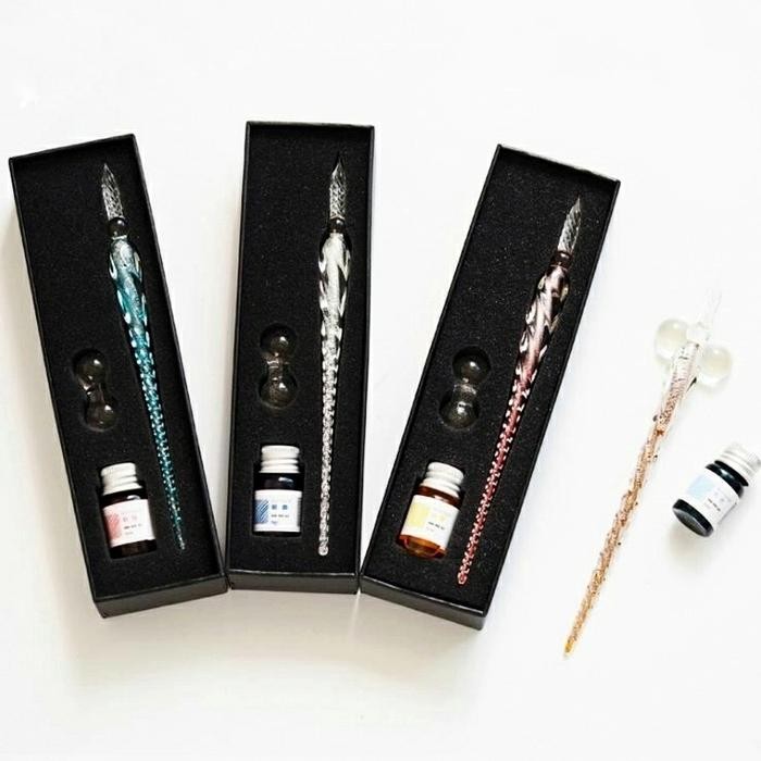 

Crystal Glass Dip Pen Non-Carbon Ink Fountain Signature Pen