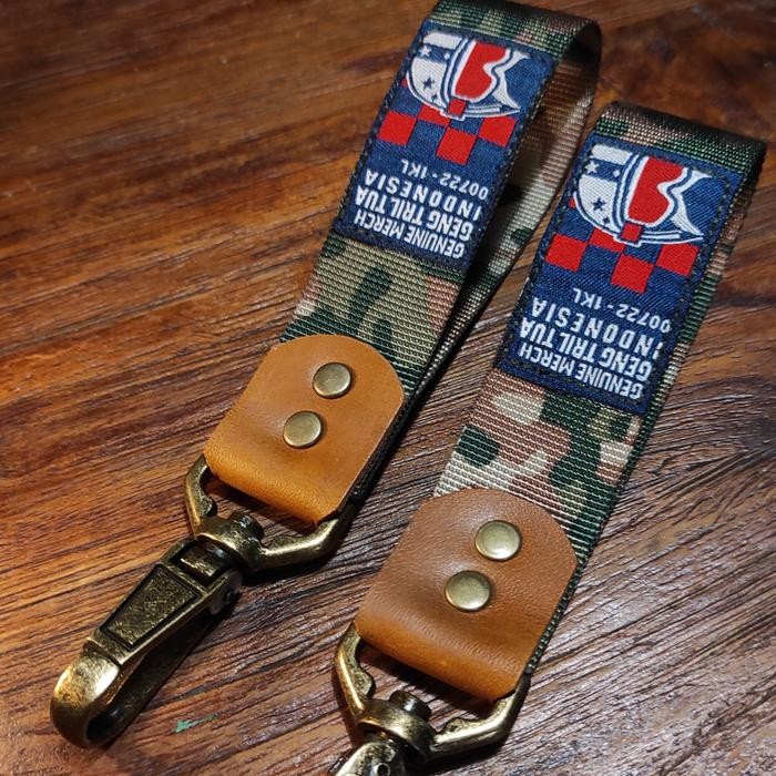 

Lanyard Keychain Geng Tril Tua