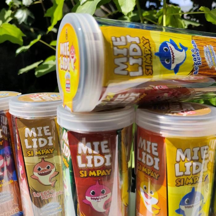 

MIE LIDI KARAKTER TOPLES ISI 20 SI MPAY MIX 6 VARIAN RASA ECER SERIBUAN MAKANAN PEDAS INSTAN FOOD
