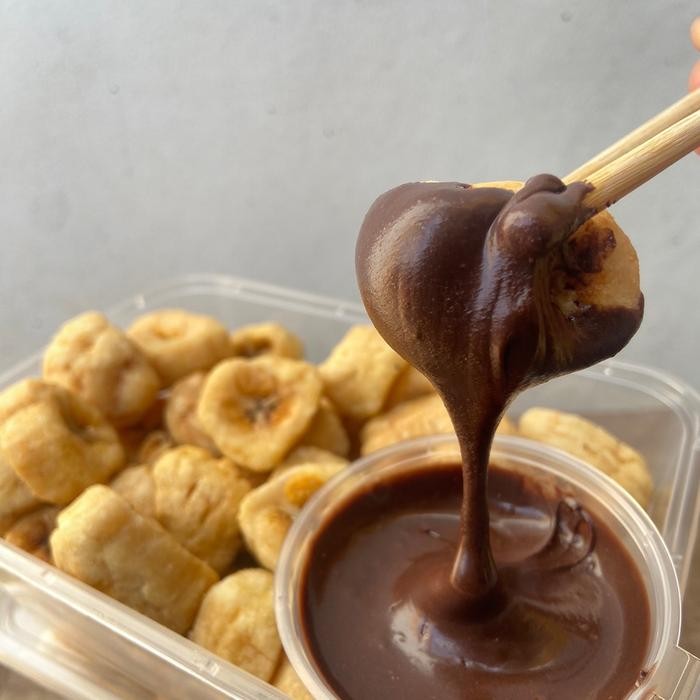 

Gedhang gendut pisang Kripik pisang cocol saus aneka rasa premium Coklat Matcha Crispy Snack Cemilan