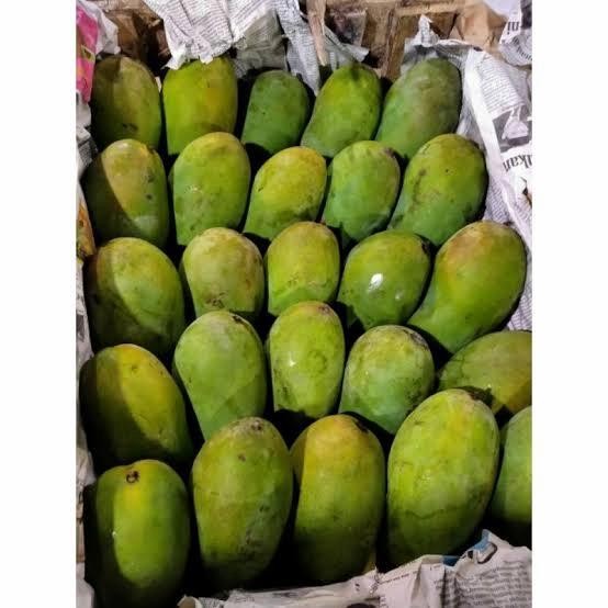 

TERLARIS [TERMURAH] Mangga Harum Manis 500gr - 1kg / Mangga Harum Manis Matang READY STOCK