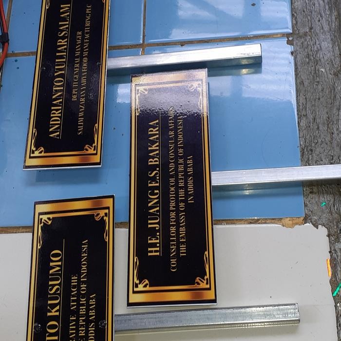 

Bisa E-Faktur! Papan Nama Pohon Custom + Handle 30 Cm