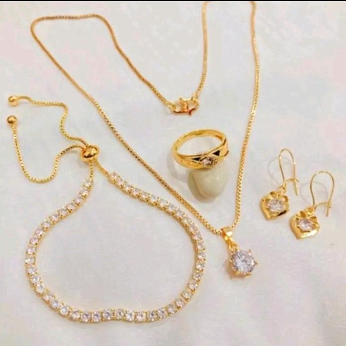 45XS Set Perhiasan Dewasa Titanium Set Mewah Elegan Gold Pertama Putih Satu Titanium Anti