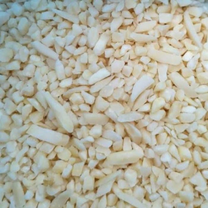 

Kacang Almond Cincang mentah Raw almond asli