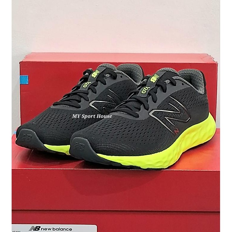 Sepatu Lari Pria New Balance 520 V8 Original - Black Termurah Best Quality 100% Original