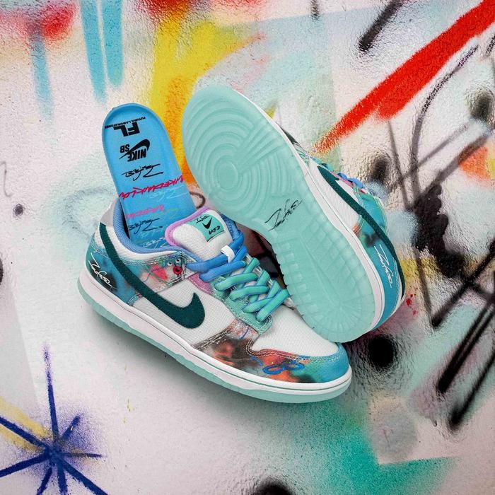 Dunk Low Sb Bleached Aqua X Futura Laboratories (100% )