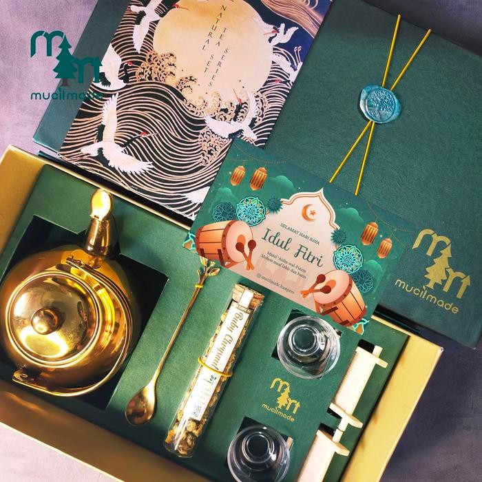 

PARCEL LEBARAN PAKET HADIAH KADO WEDDING PERUSAHAAN COMPANY GIFT SET - MiniTeaSetMERAH