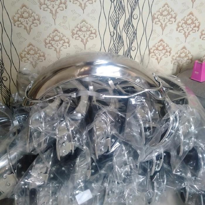 AKSESORIS SPAKBOR SLEBOR DEPAN MOTOR CB 100/125 CHROME