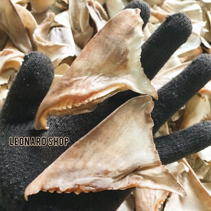 

READY SARDEN BOTAN 420G MAKAREL SAUS TOMAT KALENG - SARDEN KALENG SIAP OLAH