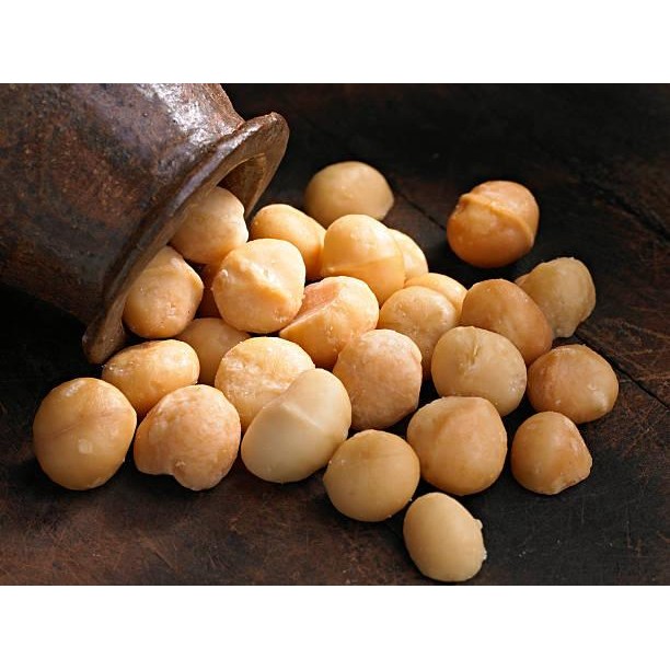 

Rosted Macadamia Nuts / Kacang Macadamia Panggang 500 G Best Seller