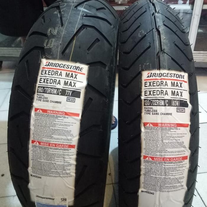 Paketan Ban Luar Bridgestone Exedra Max Ukuran 130/70-18 Dan 180/70-16