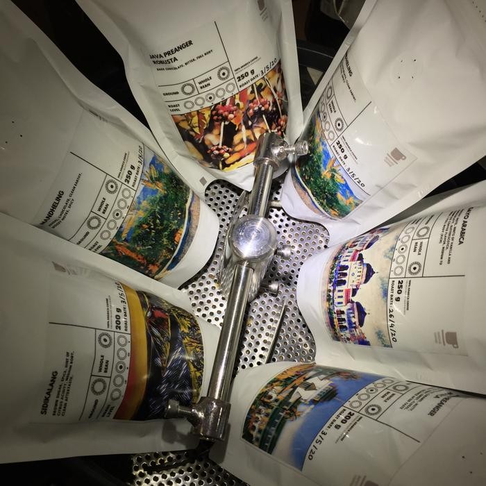 

Kopi Arabika Mandheling 1 Kilogram Biji Dan Bubuk - Sutoyo Coffee