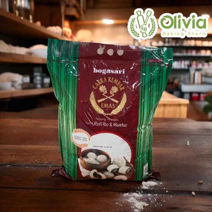 

Promo Terlaris Tepung Terigu Cakra Kembar Emas Bogasari Pao Manthou Mantau 5 Kg Ready