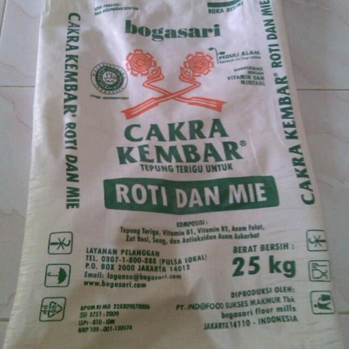 

Karung Plastik 75x50 cm baru (ukuran 25kg) MINIMAL ORDER 5