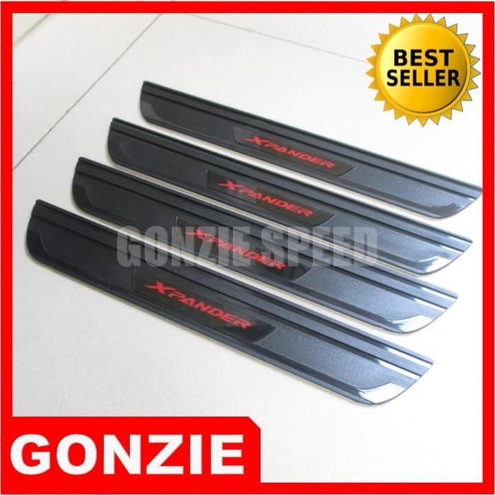 SILLPLATE PINTU SAMPING/PELINDUNG PIJAKAN KAKI MITSUBISHI XPANDER FXC