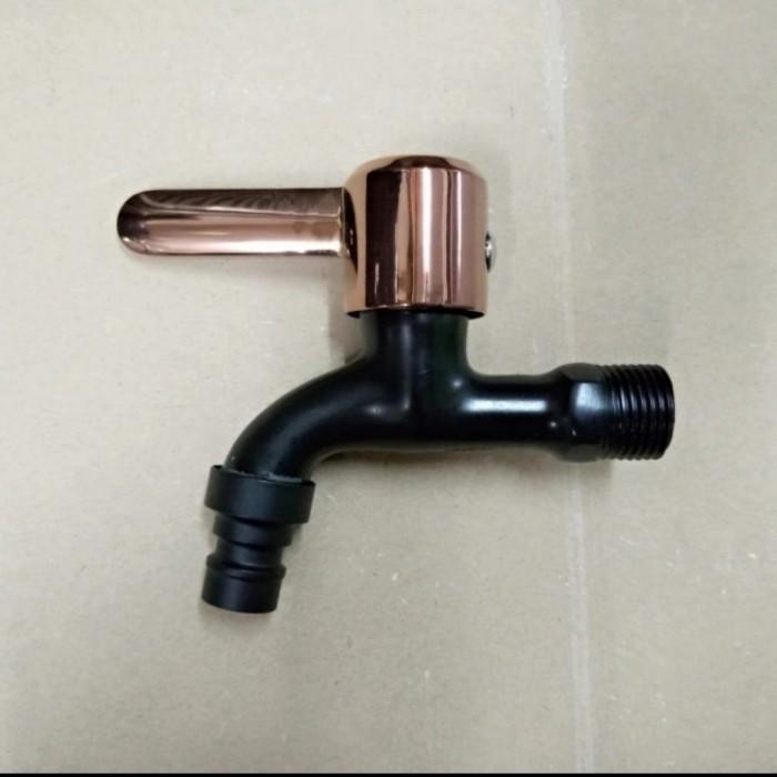 kran taman / kran dinding black gold