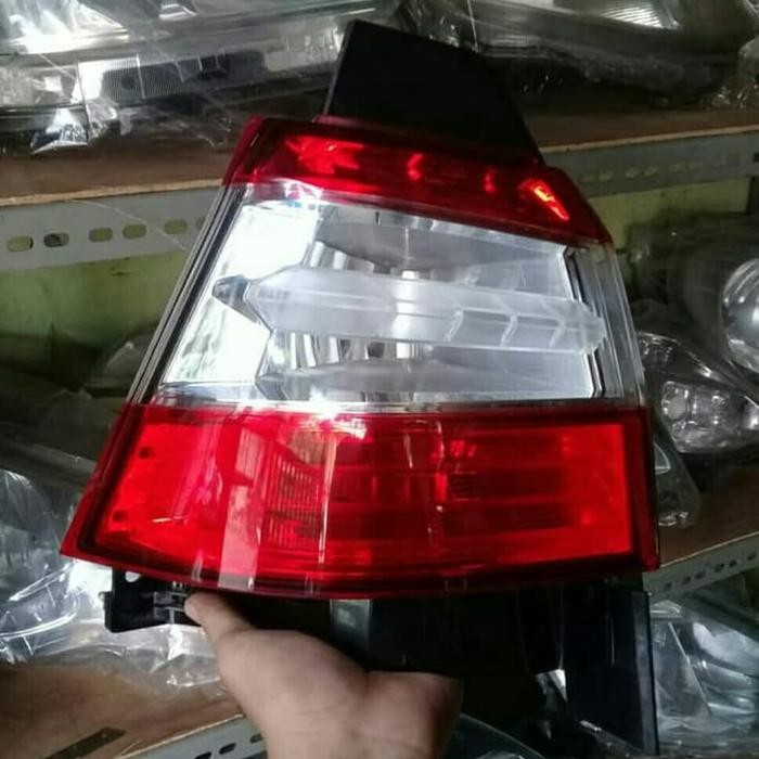 Lampu belakang Livina Stoplamp Nissan Livina original