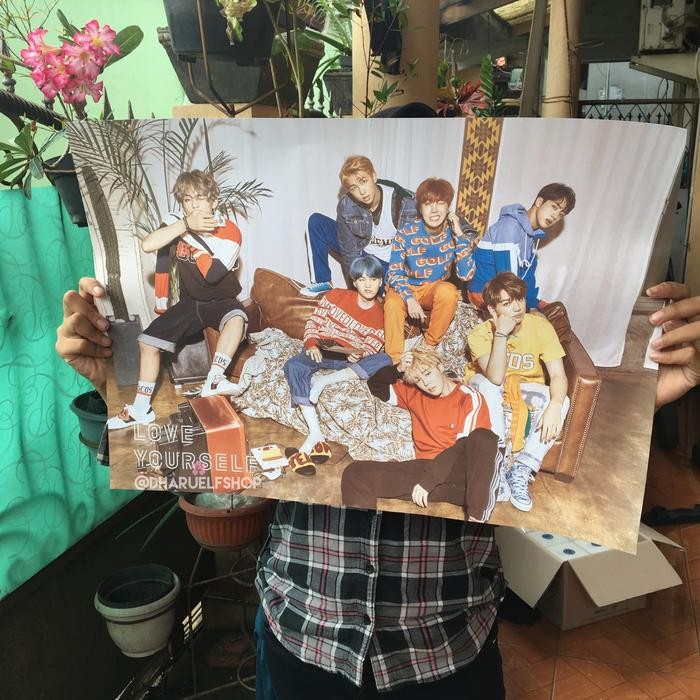 

BTS LOVE YOURSELF - Official Poster