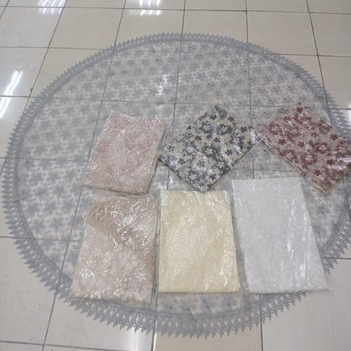 Taplak Meja Makan Bulat 6 Kursi
