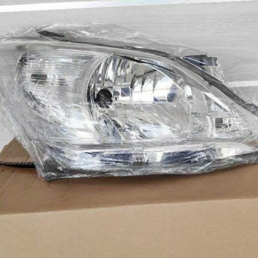 Laris Head Lamp Grand Innova 2012 - 2015 Terlariss 
