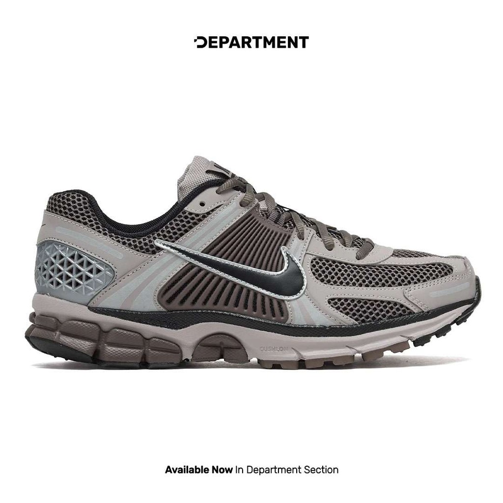 NIKE Sepatu Sneakers Pria ZOOM VOMERO 5 FB9149005 ORI