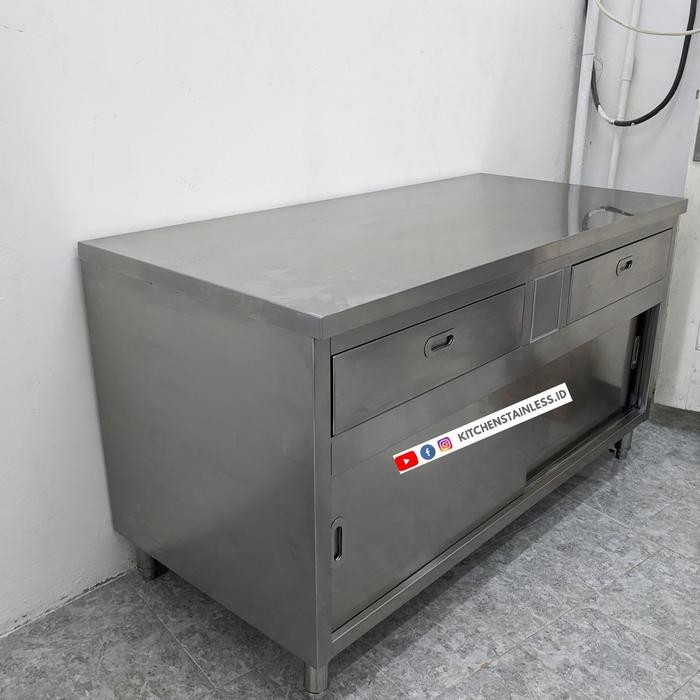 

Bisa Gosend! Meja Cabinet Stainless/ Work Table Cabinet W/Drawers Dim.100X70X80Cm