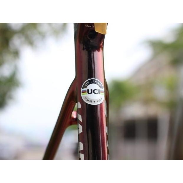 Frame Elves Vanyar UCI Black Red Chameleon
