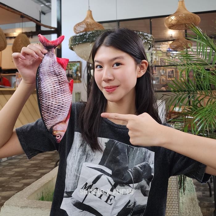 

Terlaris Pouch Ikan Tempat Pensil Unik Bentuk Fish Untuk Alat Tulis Kado Gift Bisa Untuk Inner Pouch