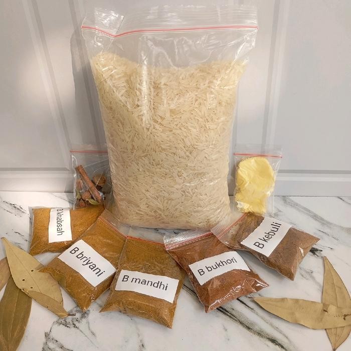 

Beras basmati 1 kg plus bumbu arabian dan rempah Rice New