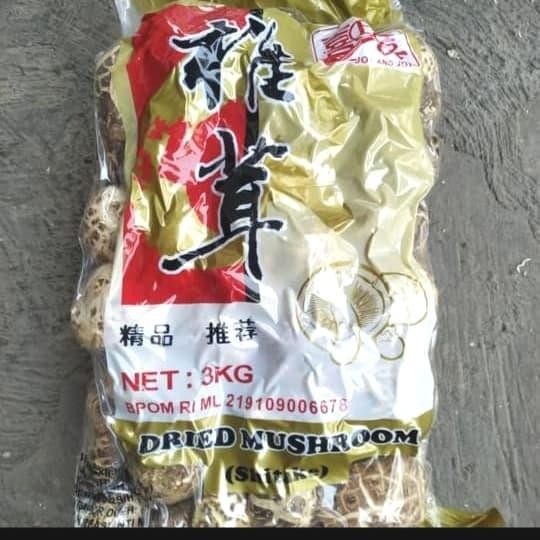 

PREMIUM Jamur Shiitake Kering / Dried Mushroom Hioko Grade A Ukuran Besar @3kg