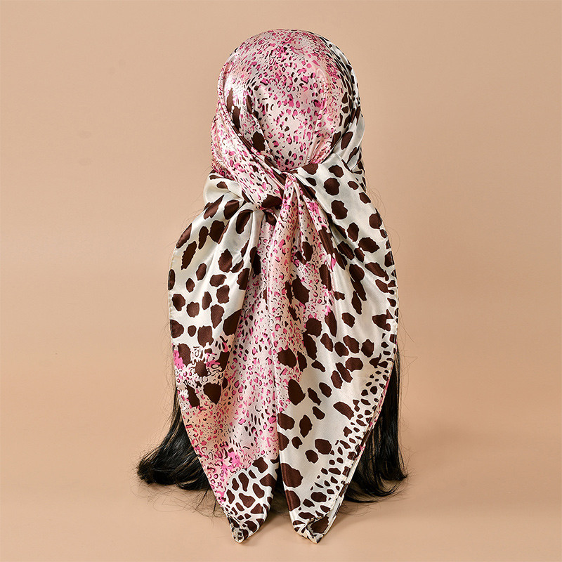 90*90Cm Leopard Printed Square Scarf Women Luxury Designers Scarf Fashion Dot Headband Matte Satin