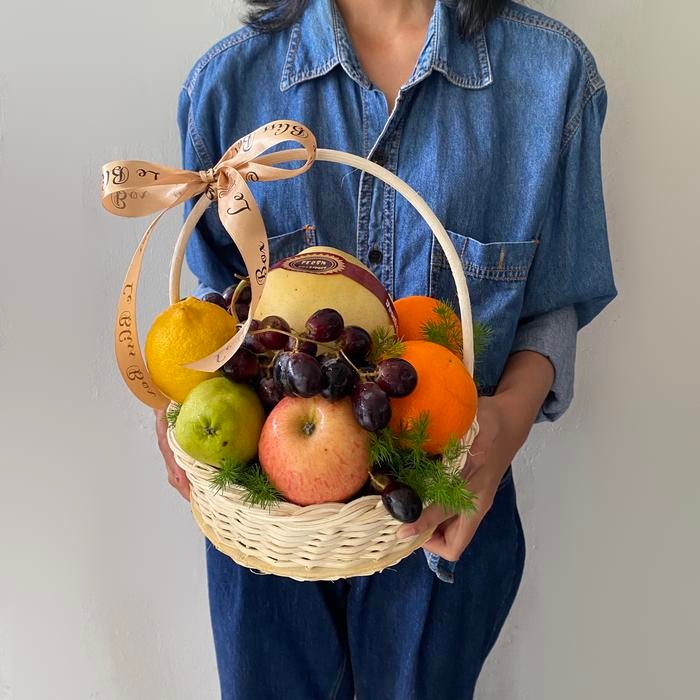 

Parcel Buah Small Rattan Basket