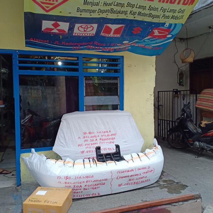 Bemper Belakang Yaris 2009-2011 Second