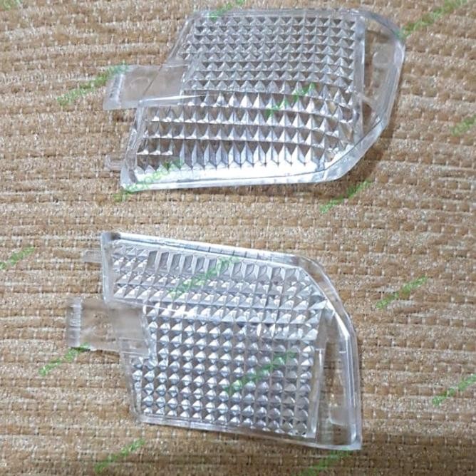 Mika Lampu Tv Plafon Innova Fortuner Camry Avanza Original