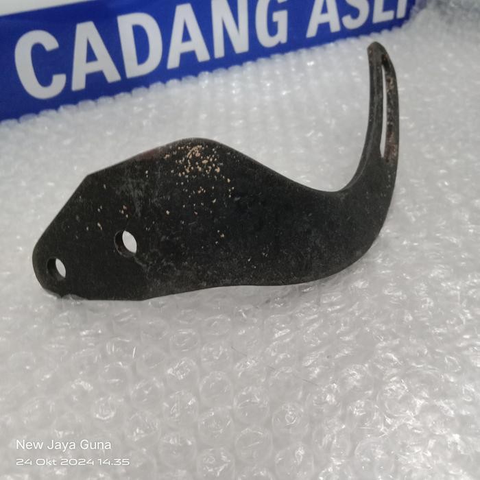 11561-80010 Breker Setelan Alternator Suzuki Katana