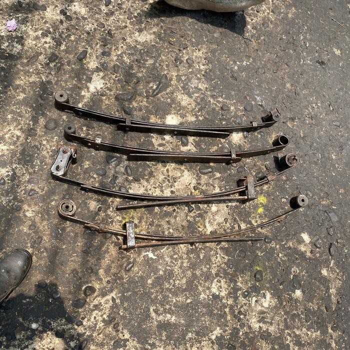 PER DAUN JIMNY KATANA JA11 EX SINGAPUR