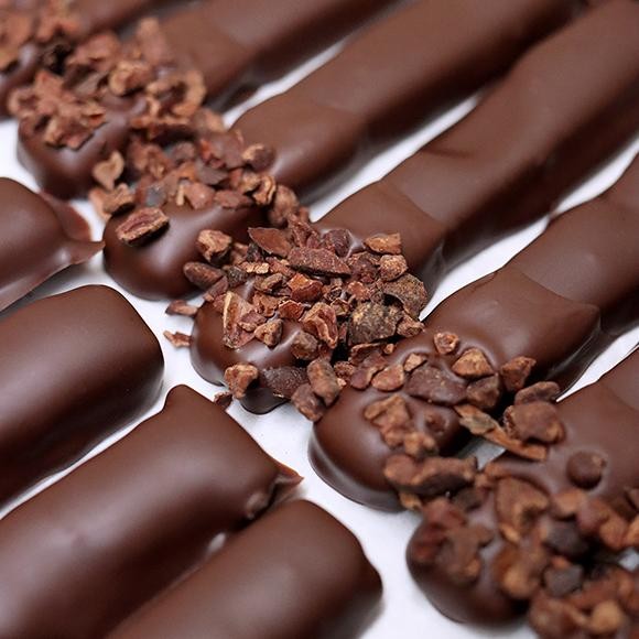 

Ready Chocolate Monggo Orange Fingers Dark Chocolate 60G Jeruk Sunkis