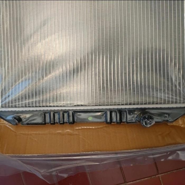 Radiator Panther Kotak 2.3 / 2.5