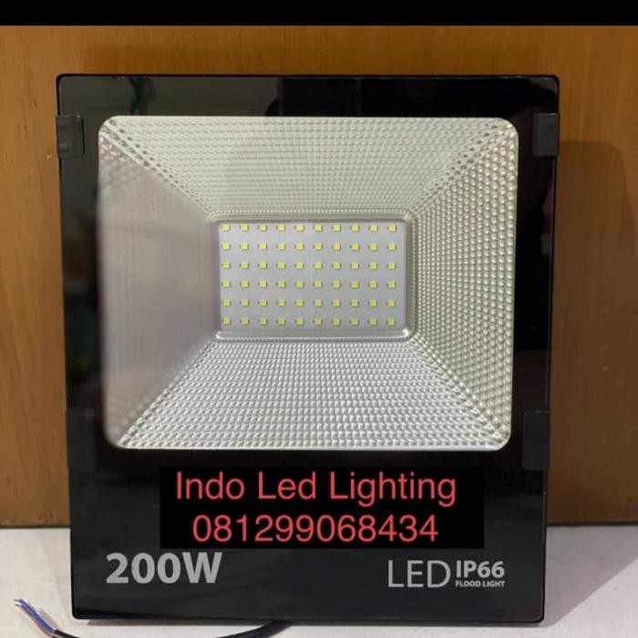 LAMPU SOROT LED 200 WATT 200W OUTDOOR IP66 LAMPU SOROT 200W LED SMD