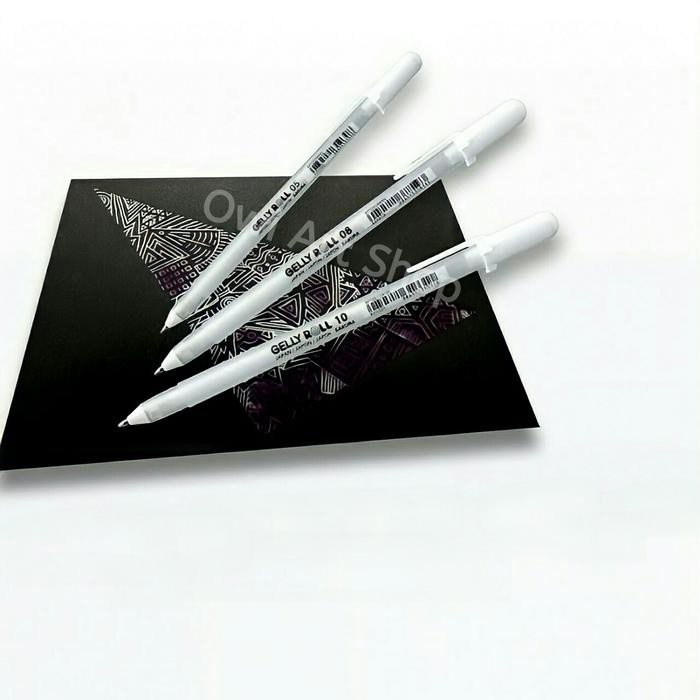 

Sakura Gelly Roll White Pen (05, 08, 10)
