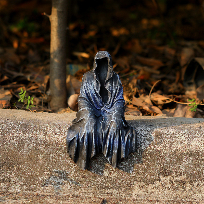 12Cm Dementor Mysterious Man In Black Figure King Of The Rings Seated Model Doll Toys Anime