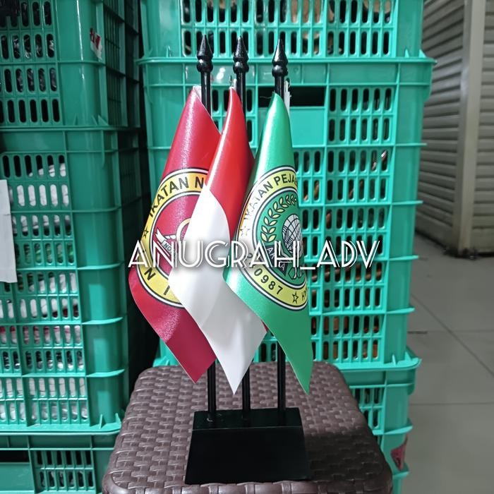 

Terlaris tiang kayu 3 tiang bendera meja NOTARIS+INDONESIA+IPPAT SALE
