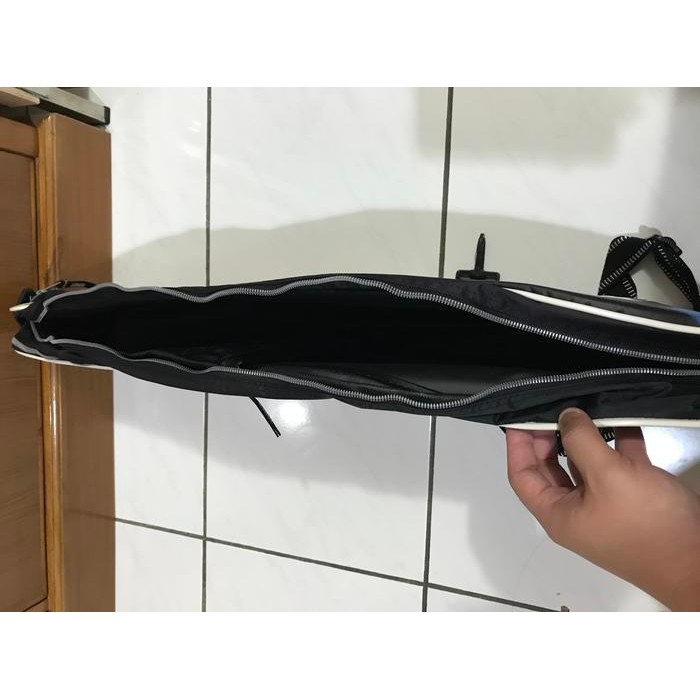 Tas Bulutangkis Yonex Original Cab8Ltd2 Gratisongkir