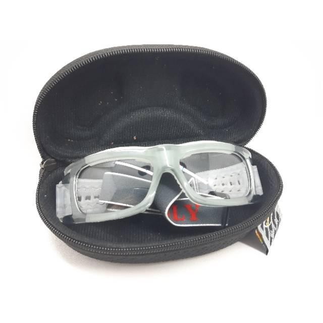 Kacamata olahraga / kacamata basket