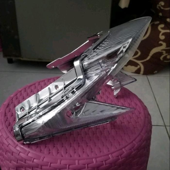 Lampu Belakang Assy Vario 125 2013-2015 Putih Bening Satu Set Reflektor Gratisongkir
